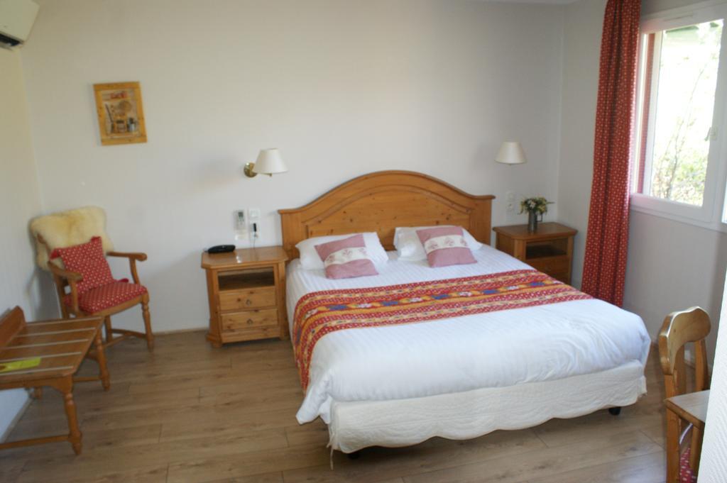 Hotel Blanc Marigny-Saint-Marcel Eksteriør billede