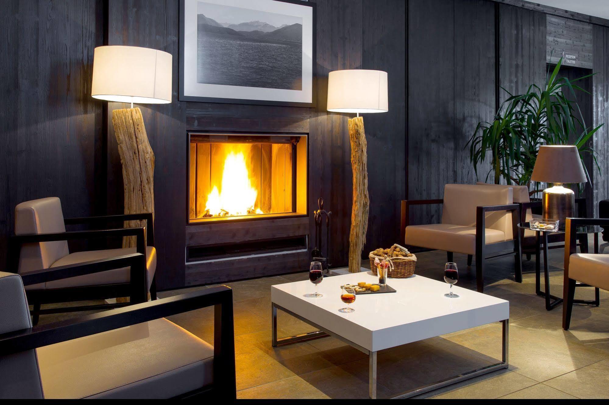 Hotel Blanc Marigny-Saint-Marcel Eksteriør billede